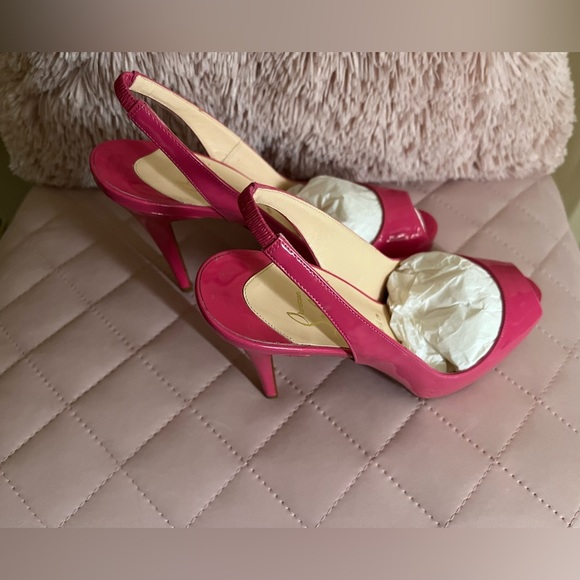Christian Louboutin NWT Fuchsia Pink Platform Peep Toe Heels💕Price Firm - Picture 12 of 13
